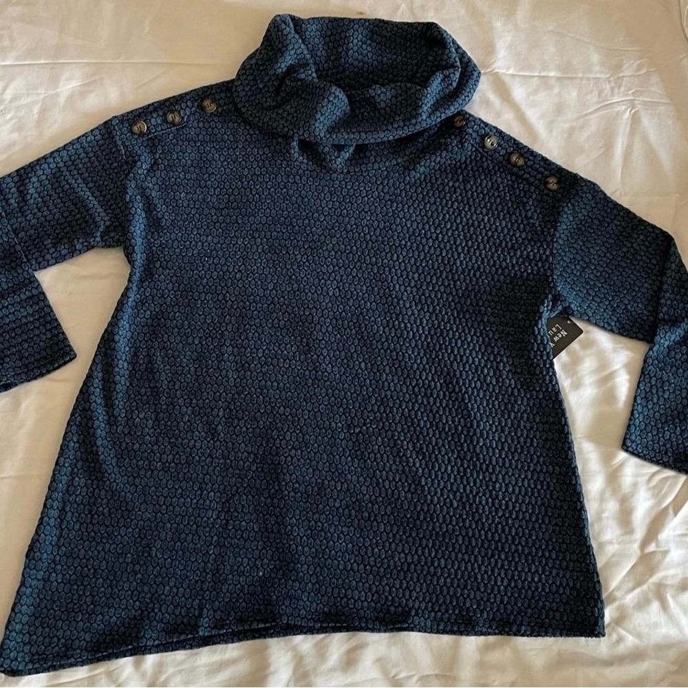 New York Laundry Women’s Blue Oversized Texture Fleece Turtleneck Sweater